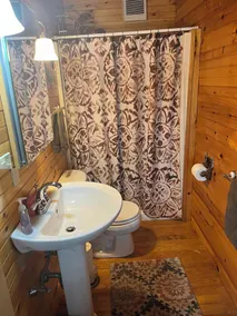 Charmerende Sommerhus beliggende ved kanten af ​​Upper Saranac Lake - Image 2
