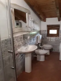 Agriturismo "Veritas" bed & Wine - Image 4