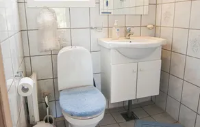Belle maison de 2 chambres à Svaneke - Image 2