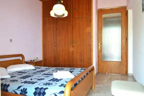 Nefeli Oniro Sea View Apartment Sleeps 6 - Image 3