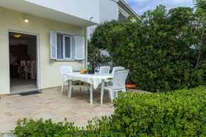 Apartment with Patio and free WiFi - Image 4