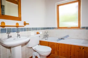 Stone Cottage Holiday Home Ballinskelligs - Image 3