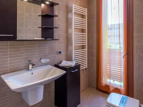 Apartment in Albarella Near Sandy Beach - Image 5