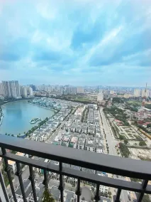 [50% OFF] BRAND NEW Luxury Apt w Lake View Balcony - Image 5