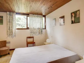 Unique 3BR Home for 7 with Fireplace, Terraces, and WiFi in Peaceful Biscarrosse Location - Image 4