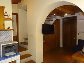 Two-room apartment barn in farmhouse with swimming pool - Image 2