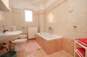 Two bedroom apartment with terrace and sea view Punat, Krk (A-5343-c) - Image 2