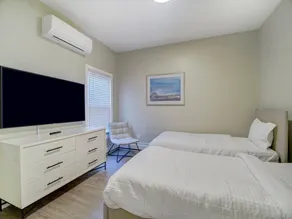 Comfy 3 BR Retreat Mins to NYC - 3 nt min Inquire - Image 5