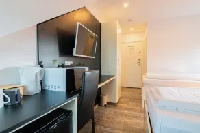 Nine Rooms - Serviced Rooms - Image 4