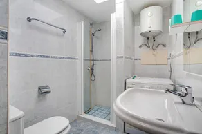 Ferienwohnung \"Puerto Chico V\" mit Meerblick, gemeinschaftlich genutztem Pool & WLAN - Image 3