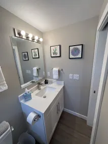 Cozy 1 bedroom in the heart of Brighton - Image 3