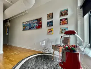 A luxurious, historic loft in the heart of the Old Market - Image 2