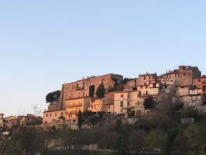 Holiday home in the historic center of Montelibretti - Image 4