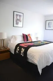 Fitzgeorge - spacious home in inner Fitzroy Melbourne perfect location - Image 3