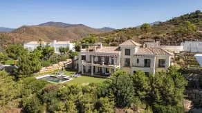 Spectacularly located luxury villa near Marbella - perfect for families - Image 4