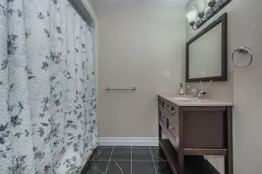 7-bed w/ Starlink ,  v-ball  near beach! - Image 2