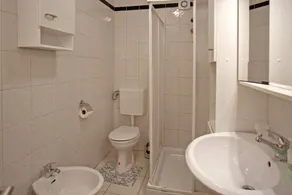 Lovely Flat with swimming pool near beach - Image 2