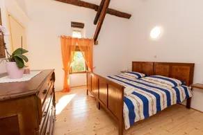 House Gaia – For Up to 5 Guests, Just a Few Steps from the Beach by 22Estates - Image 4
