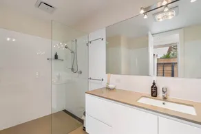 43A Hayward Court, Hayborough - Image 3