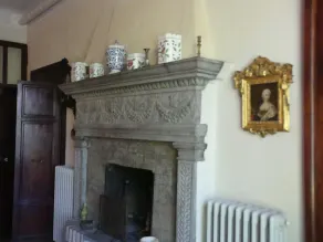Elegant house inside our period villa surrounded by centuries-old park - Image 2