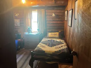 Log Cabin Get Away - Image 4