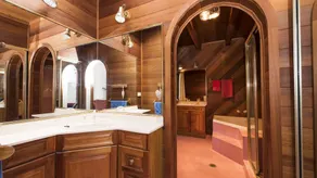 1 Redbank- Self contained house near a Golf Course - Image 3