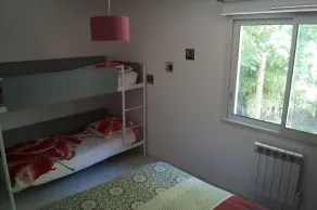 Casa moderna com piscina perto da praia - Image 5