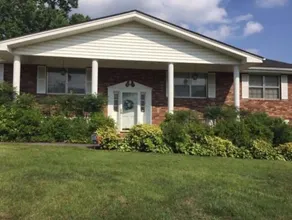 Cozy Rosecrest Suite, 1 min to I-75, full kitchen, sleeps 4, Safe area - Image 5