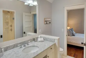 Charming Lowcountry Cottage in Palmetto Bluff - Image 4