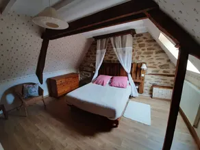 Character house with swimming pool in the heart of the Causses du Quercy nature park - Image 5