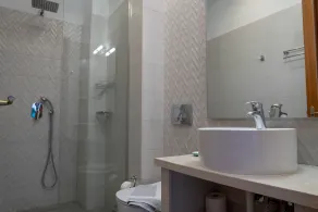 Bienvenue dans les appartements Casa Evanti au magnifique port de Sivota. - Image 3