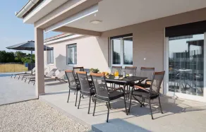 Villa with pool for 6 people - Image 3