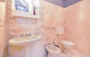 Uafhængig villa med smuk møbleret have september 280Euro uge - Image 2