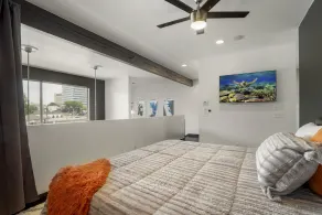 Condo w/ Downtown Views - Image 4