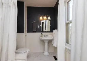Historic - Near Everything I 3bed 3bath 3 Living Areas - Image 3
