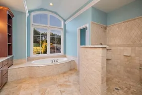 Portside Villa Luxury Rental on Lake Gaston - Image 2
