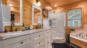 Waterloo Cottage - Beautiful Lakefront Cottage at Clear Lake Near Chelsea, MI. - Image 3