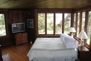 HGTV FEATURE île privée de 8 acres, court de tennis, hangar à bateaux, kayaks, - Image 5