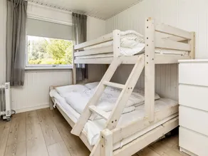 7 Person Holiday Home in Hals - Image 4