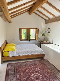 Maison de Caractère Avec Piscine et Jardin Privatif Clos Dans Domaine - Image 5