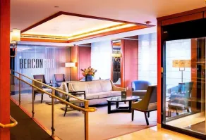 2-Bedroom Suite at a 4⭐️ Hotel - Image 5