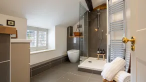 Sage Cottage, Blockley - sleeps 6 guests in 3 bedrooms - Image 3