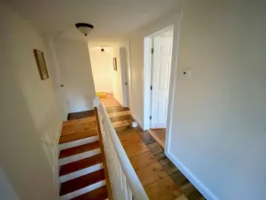 Hudson Valley Charming Cozy Farmhouse - Image 3