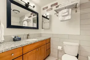 Movies on Merlo: 3 Bed 2 Bath with Movie Projector - Image 3