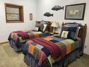 The Pine Cone - Cozy & Perfect for Couples  ~ Includes Kayaks! - Image 4
