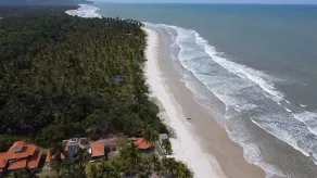Beach House con piscina, 04 suite,<br>km 25 Ilheus - Itacaré - Piede nella sabbia ... - Image 4