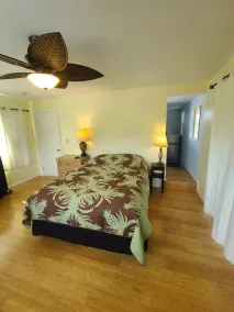 North Shore Tropical Studio with breathtaking mountain views! - Image 5