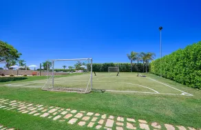 Anthea, elegant villa with pool and soccer field in Marina di Ragusa - Image 3