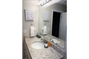 Elizabeth’s Home - Image 4