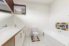 Ultimate Coastal Haven , Private Pool & Sun Aspect - Image 4